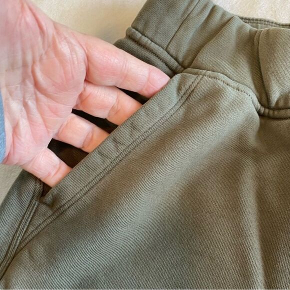 LULULEMON RELAXED HIGH RISE JOGGER - Picture 6 of 10